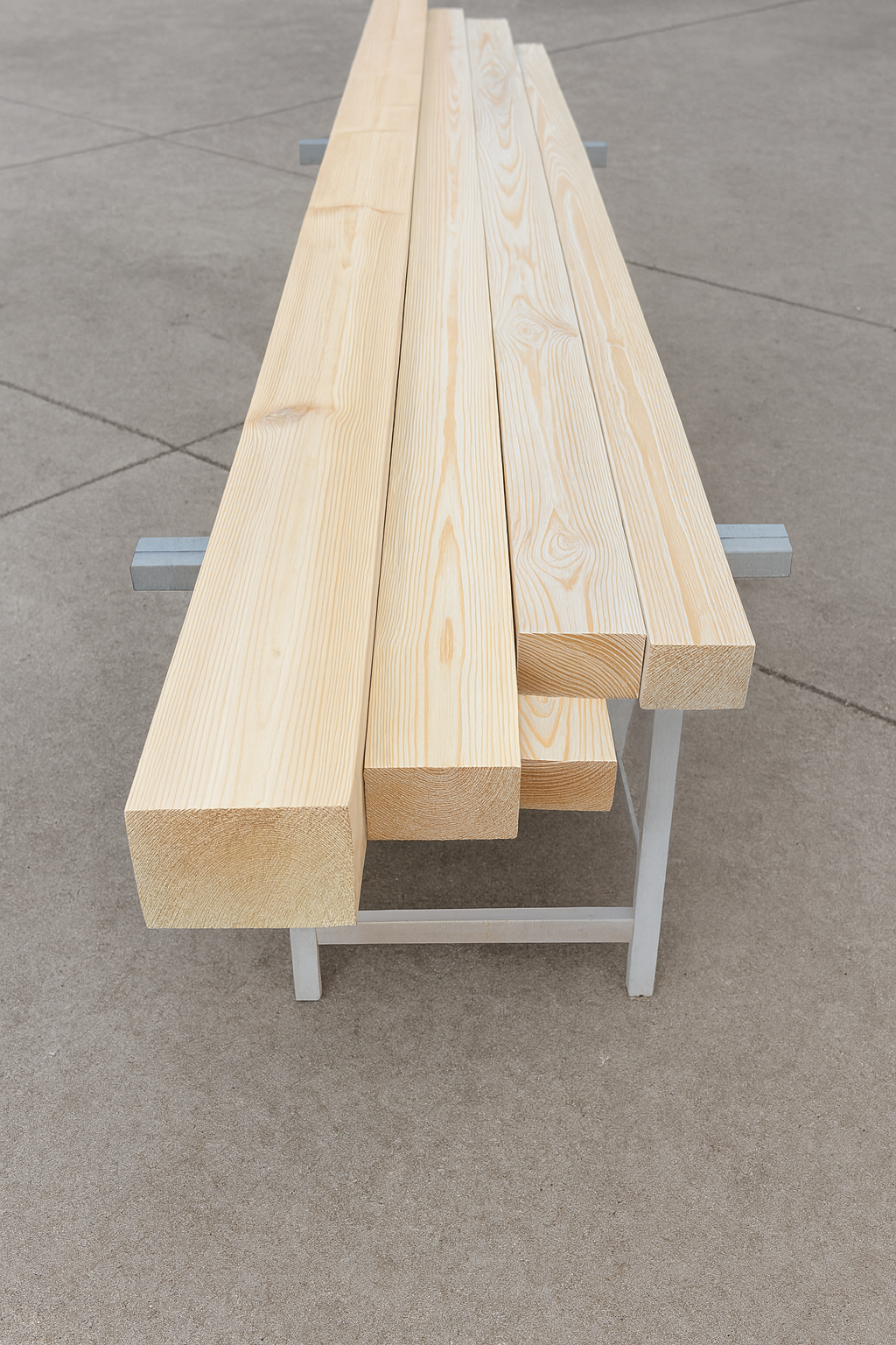 Drewno konstrukcyjne C24 wymiary – różne przekroje.