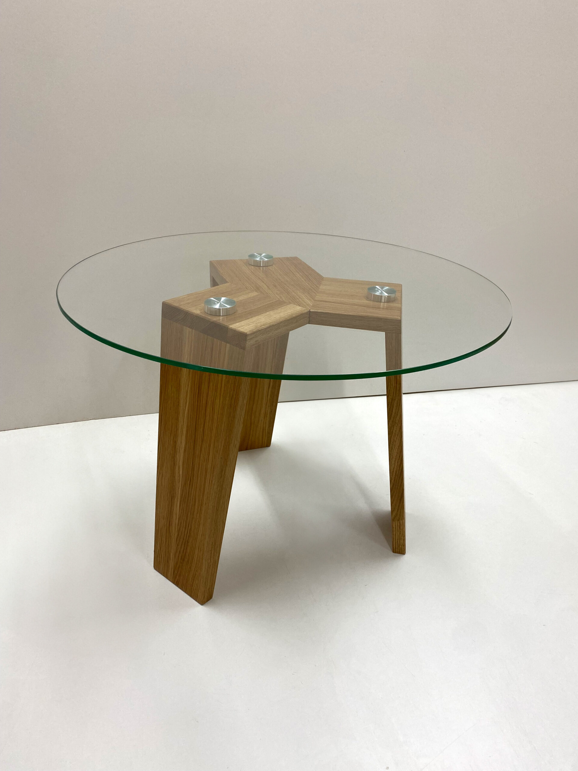 Producent stolików kawowych dębowych – McKapka