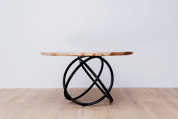 czarna-podstawa-metalowa-gieta-maron Stół drewniany Maron