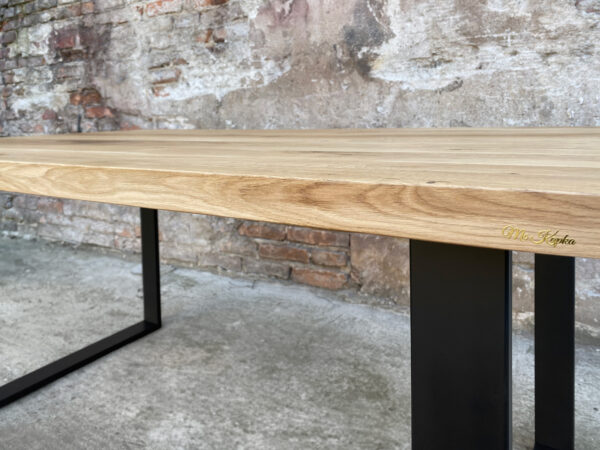 czarne-nogi-u-stol-loft-san Stół drewniany SAN