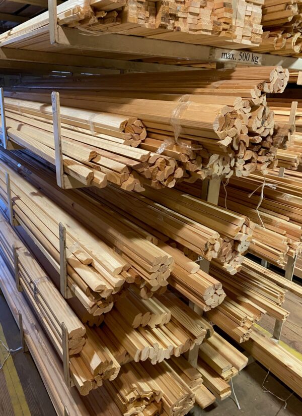 listwa-przypodłogowa-cokol-drewno-sosna-dab Listwa przypodłogowa wklęsły wys. 5 cm cokół drewno SOSNA 50x25mm