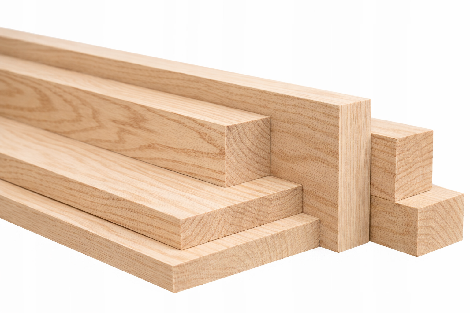 Rodzaje kantówek drewnianych - jaki gatunek drewna wybrać i dlaczego? 1 Kantówka jesionowa z naturalnego drewna